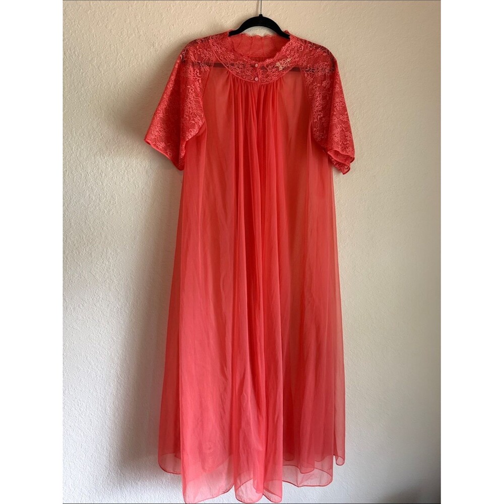 Vintage Vanity Fair sheer lingerie robe 🌺 size 34
